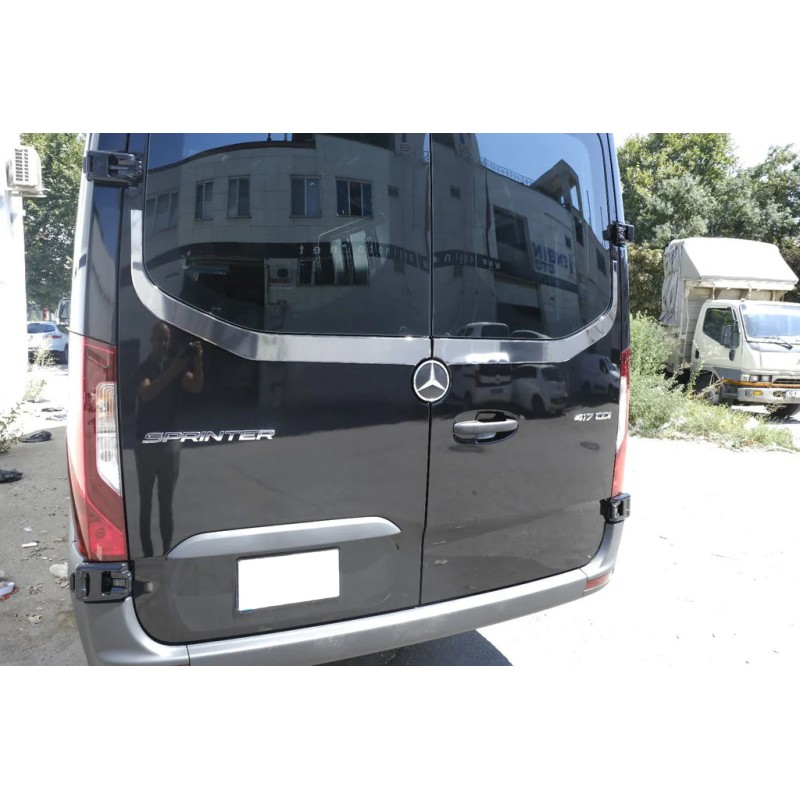Накладка на заднее стекло V-2 Carmos (2 шт, нержавейка) для Mercedes Sprinter W907/W910 2018- гг Накладка на заднее стекло V-2 Carmos (2 шт, нержавейка) для Mercedes Sprinter W907/W910 2018- гг