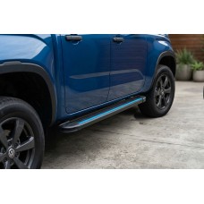 Бокові пороги Maya Blue (2 шт., Алюміній) для Volkswagen Amarok 2022- рр
