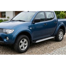 Боковые Подножки Shining V1 (2 шт., Алюминий) для Mitsubishi L200 2006-2015 гг
