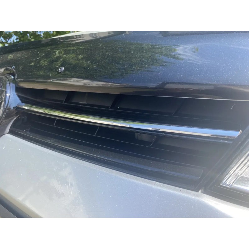 Накладки на решітку (на верх, нерж) для Volkswagen Golf 7/E-Golf 2012-2020 рр Накладки на решітку (на верх, нерж) для Volkswagen Golf 7/E-Golf 2012-2020 рр
