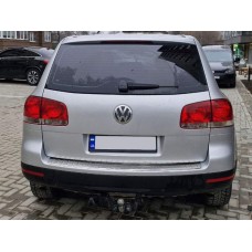 Накладка на задний бампер Carmos (нерж) для Volkswagen Touareg 2002-2010 гг