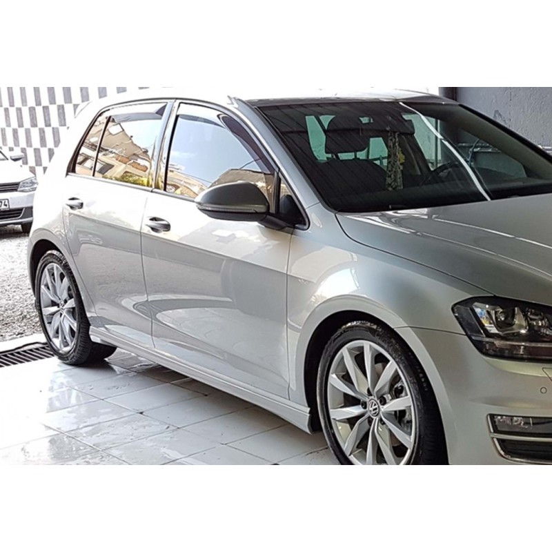 Боковые пороги DPT V-9 (черный глянец) для Volkswagen Golf 7/E-Golf