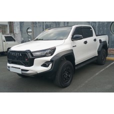 Комплект рестайлінгу в GR 2024 рік (для 2020-2025) для Toyota Hilux 2015- рр