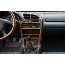 Накладки на панель (горіх, F 1994-1997) для Mazda 323 рр