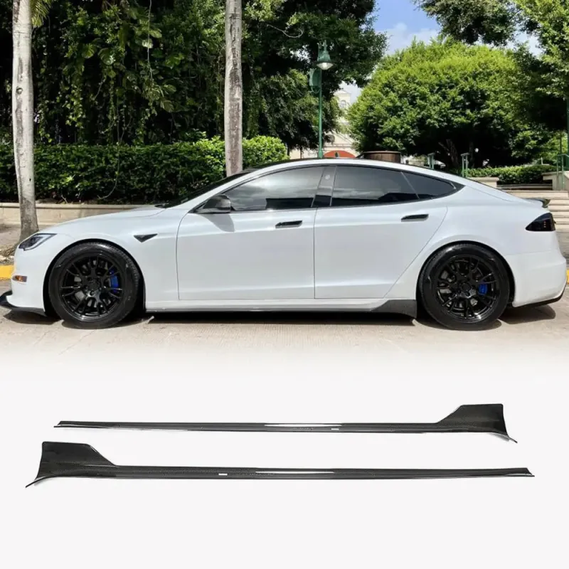 Накладки на пороги Карбон (2021-2023) для Tesla Model S