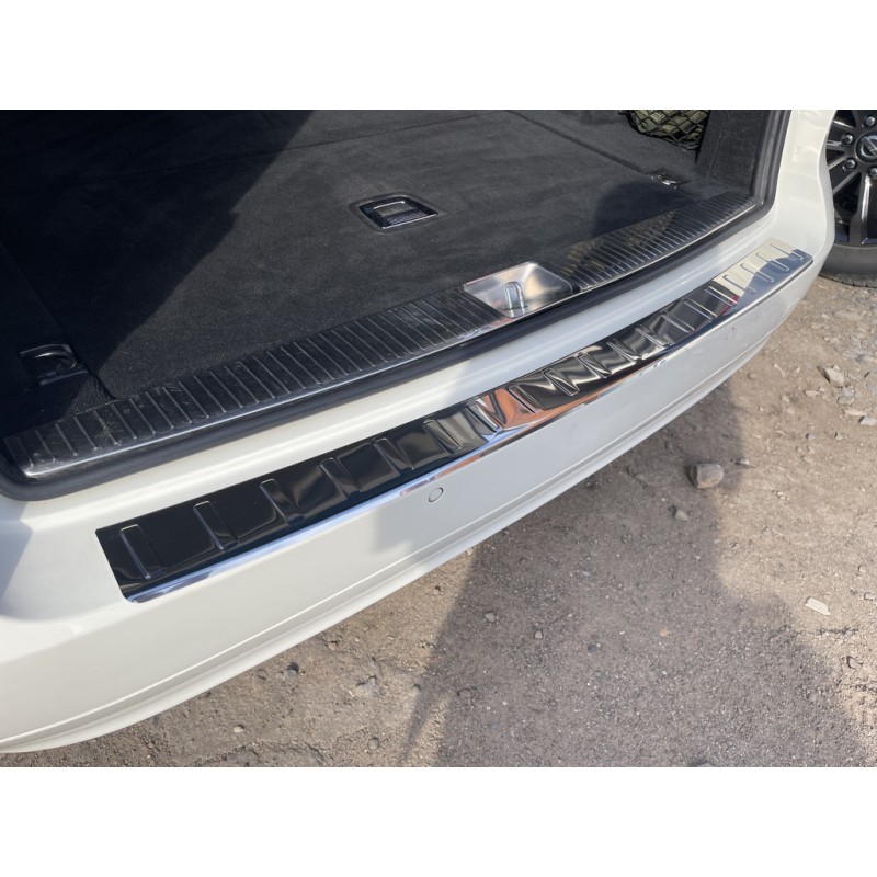 Накладка на задний бампер Carmos (SW, нерж) для Mercedes E-сlass W211 2002-2009 гг