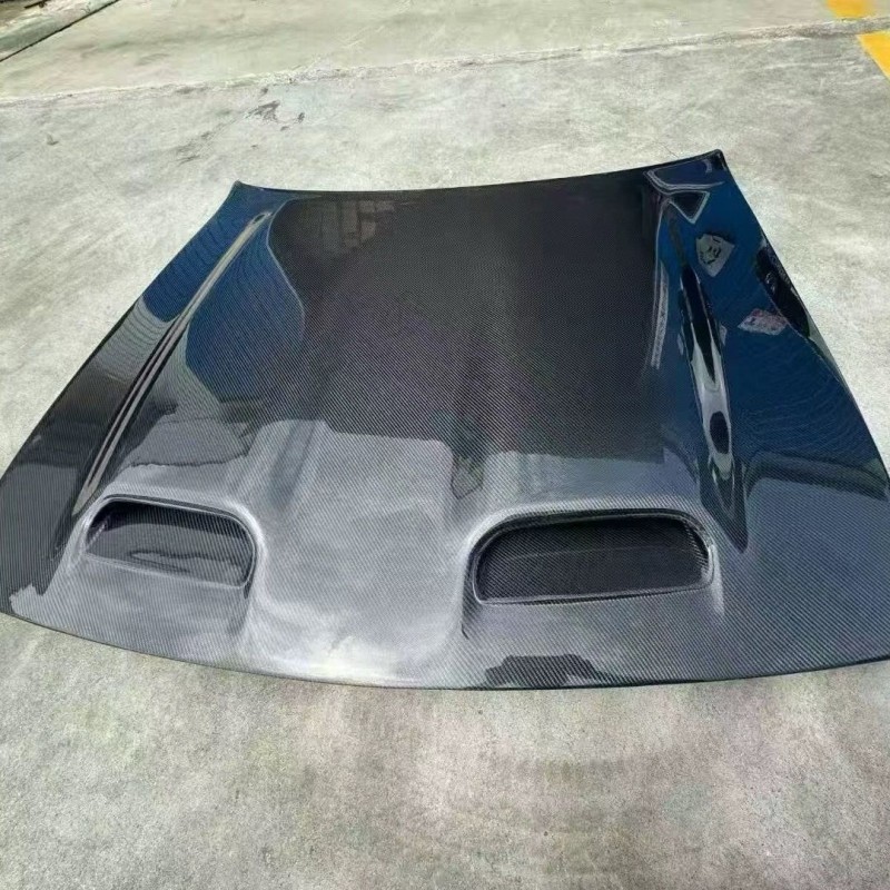 Капот (Карбон) для Dodge Challenger 2008-2023 гг