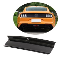 Накладка на крышку багажника. для Ford Mustang 2015-2023 гг