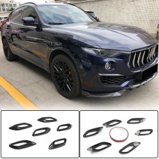 Накладки на передние крылья (Карбон) для Maserati Levante