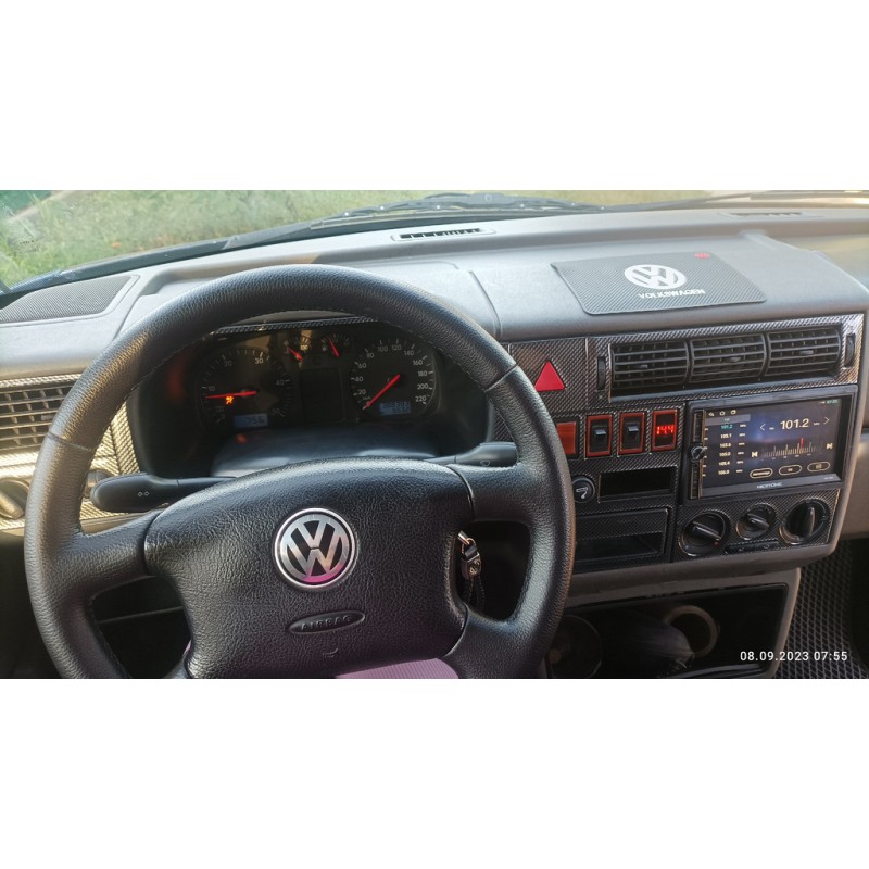 Накладки на торпеду (1999-2003) Карбон для Volkswagen T4 Transporter