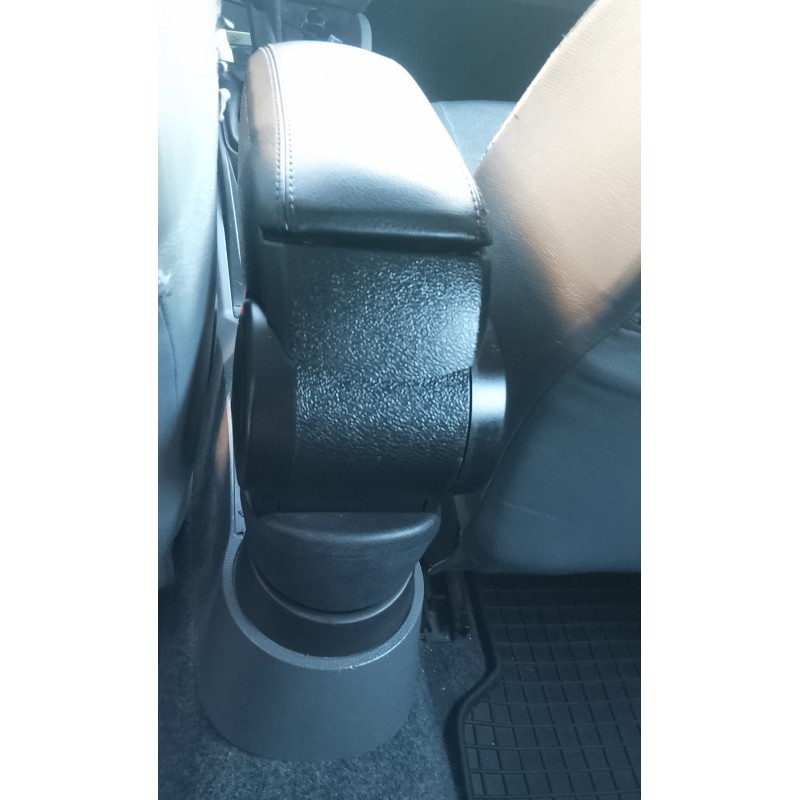 Подлокотник (в подстаканник) для Seat Ibiza 2010-2017 гг Подлокотник (в подстаканник) для Seat Ibiza 2010-2017 гг