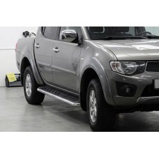 Боковые Подножки Maydos V1 (2 шт., Алюминий и Нержавейка) для Mitsubishi L200 2006-2015 гг