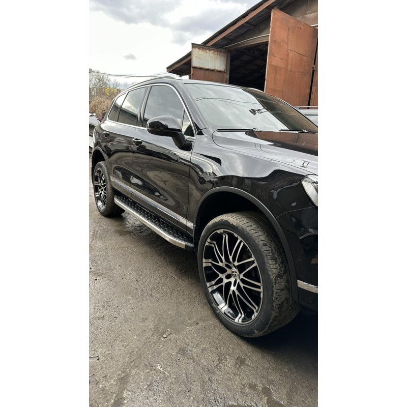 Боковые пороги BlackLine (2 шт, алюминий) для Volkswagen Touareg 2010-2018 гг