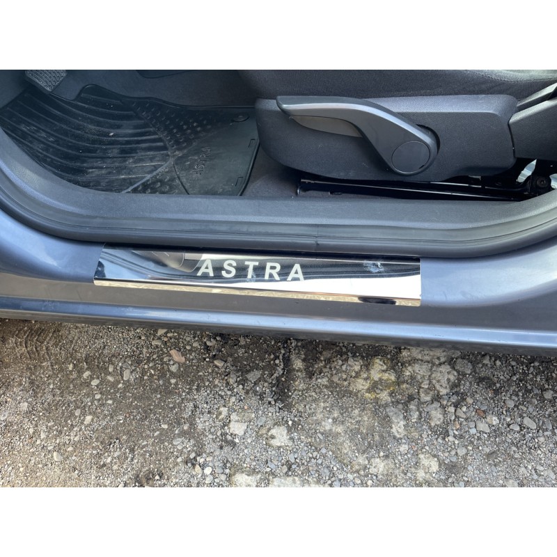 Накладки на пороги Carmos V1 (4 шт, сталь) для Opel Astra H 2004-2013 рр