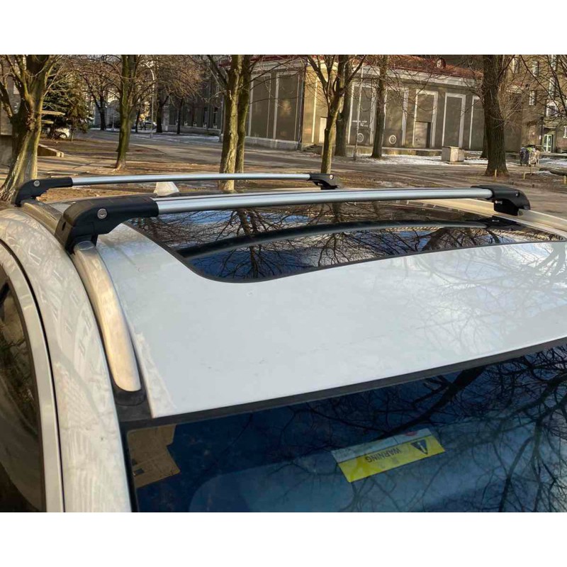 Поперечный багажник на интегрированые рейлинги WingBar (2 шт) Черные для Ford Connect 2014-2021 гг