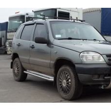 Боковые пороги Premium (2 шт, нерж) Ø60 для Chevrolet Niva
