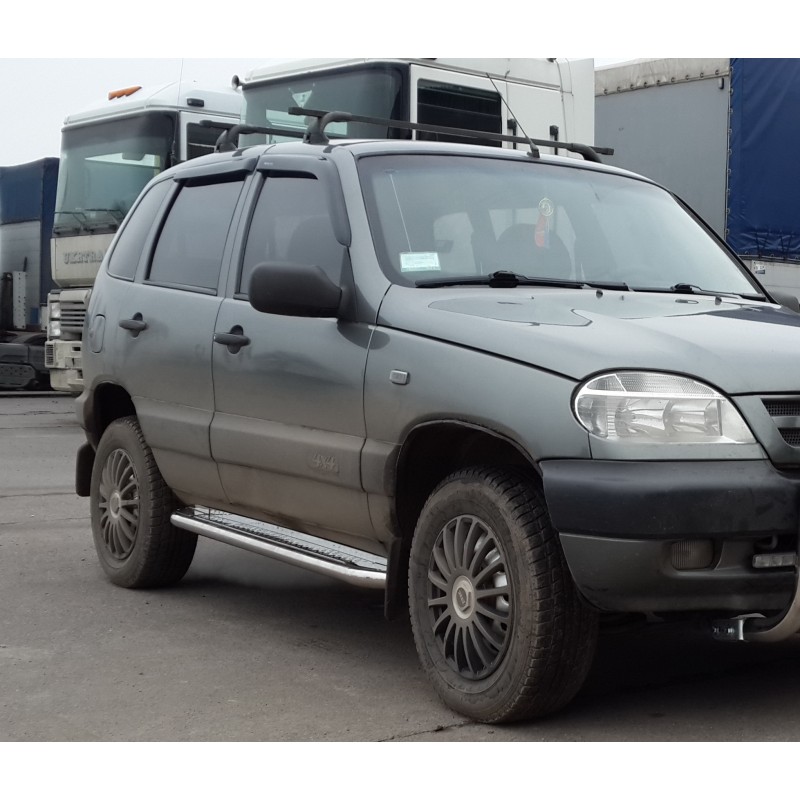 Бокові пороги Premium (2 шт., нерж) Ø60 для Chevrolet Niva