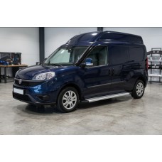 Бокові пороги Maya V2 (2 шт., алюміній) Стандартна база для Fiat Doblo II 2010-2022 рр