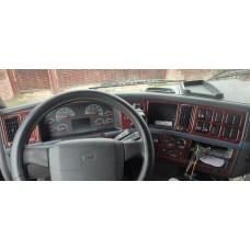 Накладки на панель 2002-2008 (під дерево) для Volvo FH