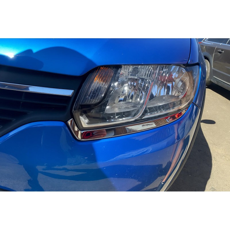 Накладки на фари (2 шт., нерж) для Dacia Sandero 2013-2020 рр Накладки на фари (2 шт., нерж) для Dacia Sandero 2013-2020 рр