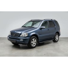 Боковые Подножки Tayga Black (2 шт., Алюминий) для Mercedes ML W163 1997-2005 гг