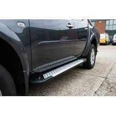 Боковые Подножки Allmond Grey (2 шт., Алюминий) для Mitsubishi L200 2015-2024 гг