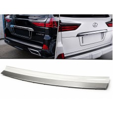 Вставка на задній бампер з хромом (2016-2026) для Lexus LX570/450d рр
