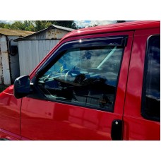Ветровики (2 шт, HIC) для Volkswagen T4 Caravelle/Multivan 1990-2003 гг