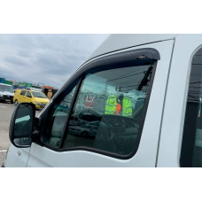 Ветровики на окна (2 шт, HIC) для Nissan Interstar 2002-2010 гг