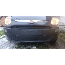 Зимова решітка (EVO, Punto) Глянцева для Fiat Punto Grande/EVO 2006-2018 рр