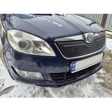 Зимова накладка на решітку (2010-2025, верхня) Глянцева для Skoda Roomster рр