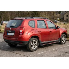 Бокові пороги Maya Red (2 шт., алюміній) для Dacia Duster 2008-2018 рр