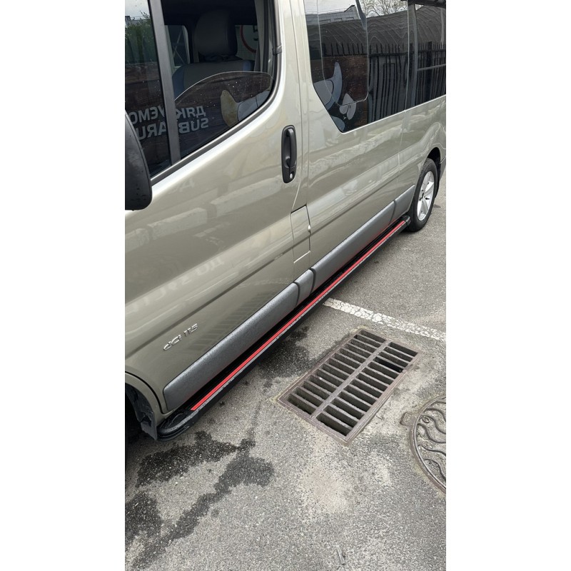Бокові пороги Maya Red (2 шт., алюміній) Довга база для Opel Vivaro 2015-2019 рр
