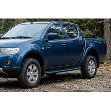 Бокові пороги Maya Blue (2 шт., алюміній) для Fiat Fullback 2016- рр