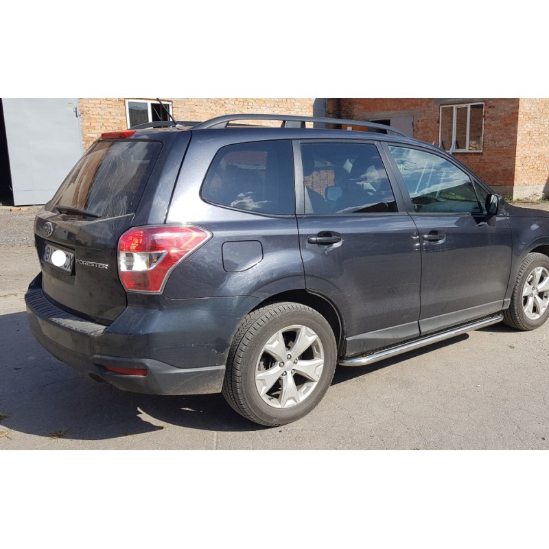 Боковые пороги Premium (2 шт., нерж.) Ø60 для Subaru Forester 2013-2018 гг