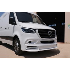 Накладка на передній бампер V3 (під фарбування) для Mercedes Sprinter W907/W910 2018- рр