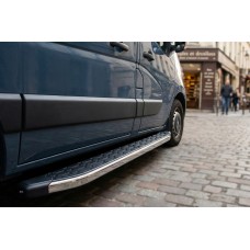 Бокові пороги Black Line (2 шт., алюміній) Коротка база для Nissan NV400 2010-2024 рр