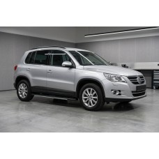 Бокові пороги Bosphorus Grey (2 шт., алюміній) для Volkswagen Tiguan 2007-2016 рр