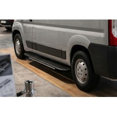Бокові пороги Bosphorus Grey (2 шт., алюміній) Довга база для Citroen Jumper 2007-2025 рр