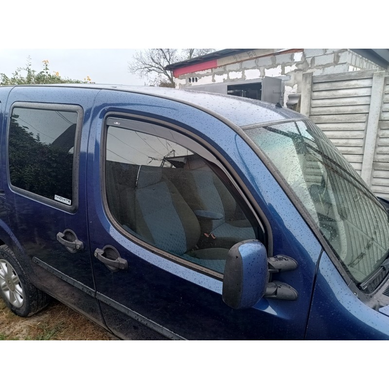 Ветровики вставные (2 шт, HIC) для Fiat Doblo I 2005-2010 гг