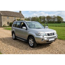 Бокові пороги RedLine V1 (2 шт., алюм.) для Nissan X-trail T30 2002-2007 рр