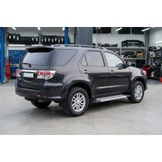 Боковые Подножки New Vision Grey (2 шт., Алюминий) для Toyota Fortuner 2006-2015 гг