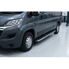 Бокові пороги BlackLine (2 шт., алюміній) Коротка база для Citroen Jumper 2007-2025 рр