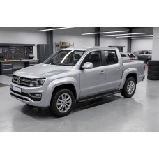 Боковые Подножки Maya V2 Черные (2 шт., Алюминий) для Volkswagen Amarok 2010-2022 гг