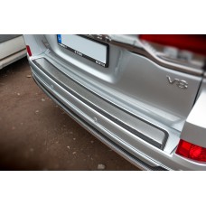 Вставка на задний бампер 2016-2025 (ABS-2025 нерж) для Toyota Land Cruiser 200