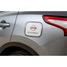 Накладка на люк бензобака Libao (пластик) для Nissan Qashqai/Rogue Sport 2014-2021 гг