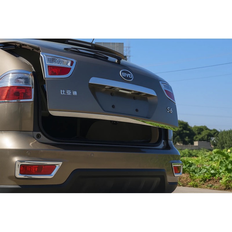 Кромка багажника Libao (нерж) для BYD S6