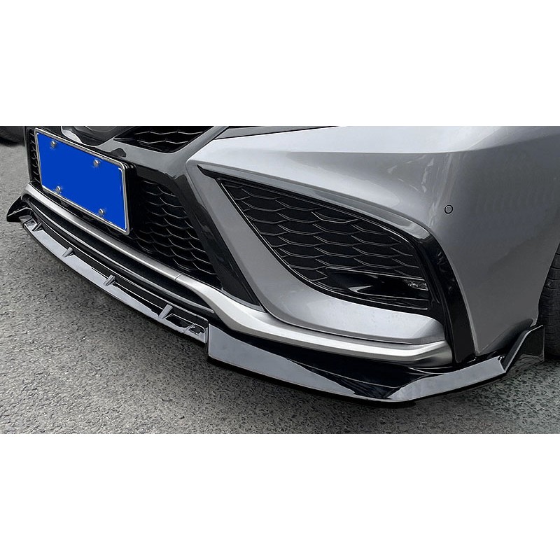 Передня лип накладка 2015-2018 (ABS) для Toyota Camry рр