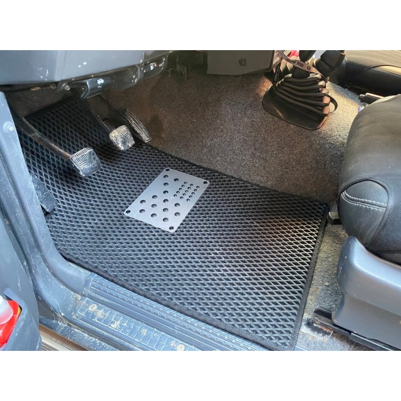 Килимки EVA (чорні) Довгий, 5 штук (передні та задні) для Nissan Patrol Y60 1988-1997 рр