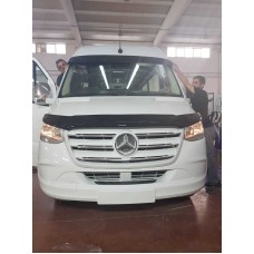 Козирьок на лобове скло (чорний глянець, 5мм) для Mercedes Sprinter W907/W910 2018- рр